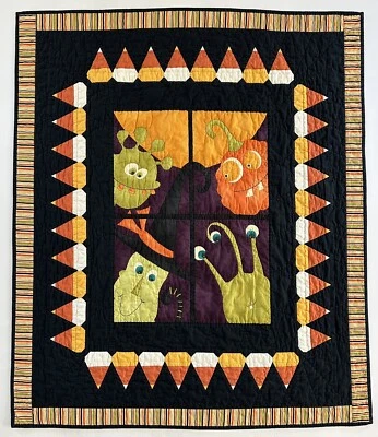 Halloween • Bruja • Monstruo • Calabaza • Caramelo Maíz Edredón Tamaño Bebé Alfombra de Juego Foto 1 de 4