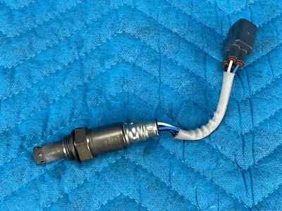 Sensor de oxígeno Lexus LS460 AWD O2 89467-50030 2009 2010 2011 2012 2013 2014 FABRICANTE DE EQUIPOS ORIGINALES Foto 1 de 4