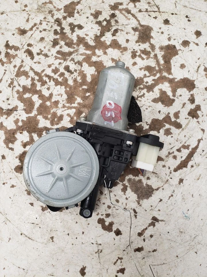 Motor de ventana eléctrica del conductor VIN J primer dígito compatible con 08-15 ROGUE 1396332 Foto 1 de 4