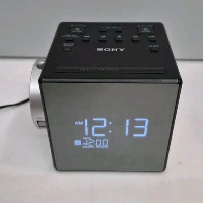 Sony ICF-C1PJ  Alarm Clock Radio with Time Projector Nature Sounds USB  - Image 1 of 4