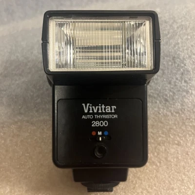 Vivitar Auto Thyristor 2800 Film Camera Flash. TESTED/WORKS - Image 1 of 4