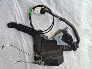 Cerradura puerta actuador puerta delantera derecha Avensis Verso M2 año 01-11 - Imagen 1 de 3