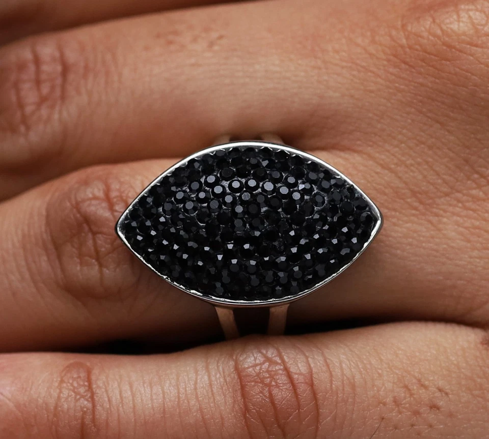 Anillo QVC Acero por Diseño Acero Inoxidable Pavé Diseño Marquesa Cristal Negro Talla 8 Foto 1 de 4