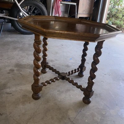 70’s? Baker Furniture, Small Oak Octagon Table - Image 1 of 4