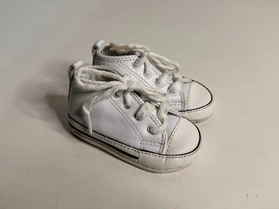 Zapatos de cuna Converse Chuck Taylor blancos bebé talla 3 Foto 1 de 4