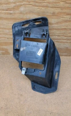 2013 2014 2015 2016 GMC ACADIA Rear Bumper Blind Spot Bracket Right Side OEM Foto 1 de 4