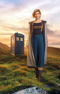 Dr Doctor Who Imported Poster Print 17" X 11" 13th Doctor TARDIS Promotional - Picture 1 of 1
