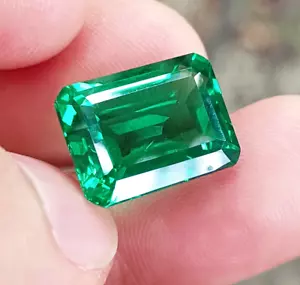 Flawless Natural 9.50 Ct Green Emerald GIE Certified Emerald Cut Loose Gemstone - Picture 1 of 5