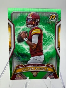 Jayden Daniels /175 Green Surge Refractor 2024 Topps Resurgence - Picture 1 of 3