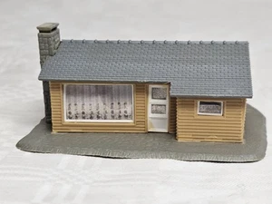POLA 223 Spur N  BUNGALOW fertig gebaut SAMMLER VINTAGE MODELLBAHN (1) - Bild 1 von 4