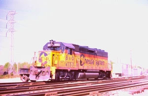 ORIGINAL KODACHROME SLIDE CHESSIE SYSTEM GP40-2 #4153 ELSMERE, DE JULY 1988 - Picture 1 of 1