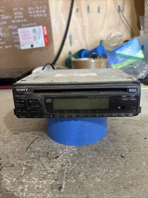 Reproductor de CD Sony CDX-C710 35Wx4 Esp Mobile Es en tablero AM/FM *no probado* Foto 1 de 4