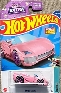 Hot Wheels 2022 TOONED Series #5/5 Barbie Extra #HCX32 1:64 Scale - Picture 1 of 2