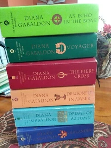 Diana Gabaldon Outlander Series Paperback Books lot of 6 - Picture 1 of 9