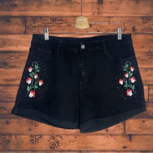 Embroidered Mushroom Print Cuffed Hem Shorts Size 16/18 - Picture 1 of 7