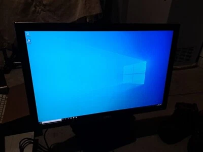 Dell UltraSharp 3008WFPt 30" 2560x1600  LCD Widescreen Monitor  - Image 1 of 4