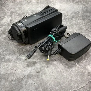 JVC Everio R GZ-RX670 Black Camcorder 2.51MP 40x Optical Zoom Digital Zoom - Picture 1 of 7