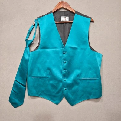 Tuxedo Park Men's Green Tuxedo Vest & Tie Size Large - Image 1 of 4