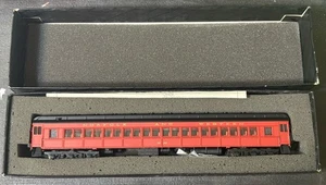 Ho Scale Bachman Spectrum Norfolk And Western Coach Car #1635. Item #89122 - Picture 1 of 11