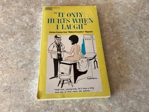 "Es tut nur weh, wenn ich lache" 60er Jahre Erwachsenen Humor Taschenbuch, gut. - Bild 1 von 4