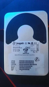 Seagate Medalist ST32122A 2.11 GB, Internal, 4500 RPM, 3.5" Hard Drive - Afbeelding 1 van 3