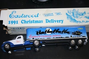 Vintage - ERTL Eastwood 1991 Christmas Delivery Toy Truck With Trailer Bank - Picture 1 of 2