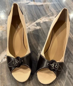 Worthington 2-Tone Beige Canvas; Drk Faux Leather - 3" Heel - SZ 9M - Picture 1 of 4