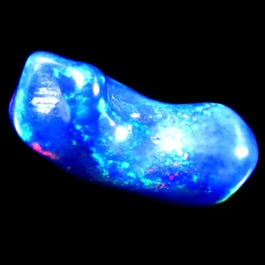 3.36 ct Fancy Cut (17.12 x 7.14 mm) Ethiopia Play of Colors Blue Opal Stone - Picture 1 of 2
