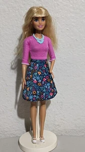 Barbie Lehrer Karriere Puppe Millie Gesicht Skulptur Mattel - Bild 1 von 7