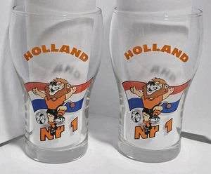 2 Vintage Holland Nr 1 Lion Cheering 8 Oz Clear Cups - Picture 1 of 7