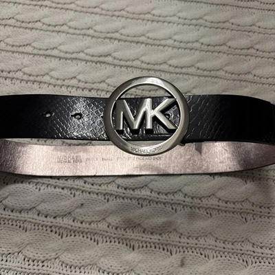 MK Michael Kors Black Vegan Leather Crocodile Embossed Belt Silver Buckle SMALL - Image 1 of 4