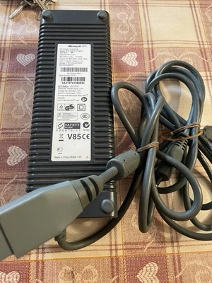 Alimentatore Xbox 360 Fat 203W Originale Grigio Usato Garantito - Immagine 1 di 2
