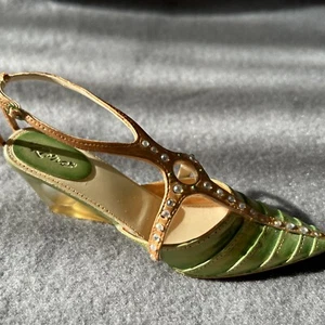 Just the Right Shoe di Raine - Fast Car #25549 Step Into Your Fantasies CoA Box - Foto 1 di 11