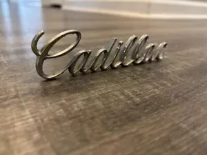 1973-1976 Cadillac Coupe Deville Fleetwood Trunk CHROME Emblem 5" WITH POSTS - Bild 1 von 4