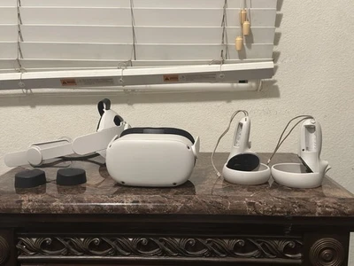 Meta Oculus Quest 2 - 128GB - Advanced All-in-one VR Headset & Controllers - Image 1 of 3