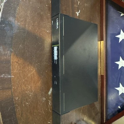 LUXUL Epic 4 Gigabit Router ABR-4500 - Image 1 of 3