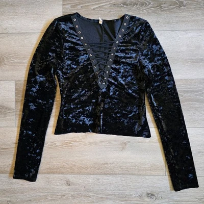 Emma & Sam Womens Velvet Lace Up Top Sz XS Black Whimsigoth Cropped long sleeve - Image 1 of 4