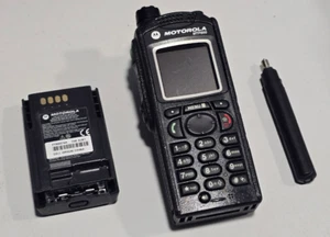 Motorola MTP850 MTP 850 Ham TETRA radio 380-440 MHZ Tryb wzmacniacza GPS 1.8 W - Zdjęcie 1 z 7