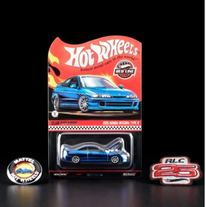 Hot Wheels - 2025 RLC Exclusive - Blue 1995 Honda Integra Type R + Patch & Pin - Picture 1 of 3