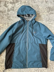 Herren Jacke New Balance Gr. XL fühlt sich aber an wie L oder M - Bild 1 von 12