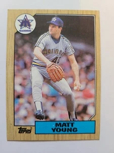 1987 TOPPS MATT YOUNG #19 NM - Picture 1 of 1