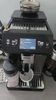DE'LONGHI Kaffeevollautomat ECAM450.86.T Eletta Explore Milchsystem LatteCrema - Bild 1 von 4