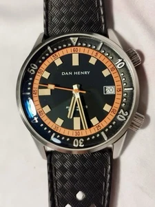 DAN HENRY Watch 1970 40mm Automatic Limited Edition Orange RARE Super Compressor - Foto 1 di 12