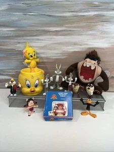 Vtg Looney Tunes Lot of 12 PVC Action Fig Molded Tweetie Cup Plush Magnet Set - Picture 1 of 24