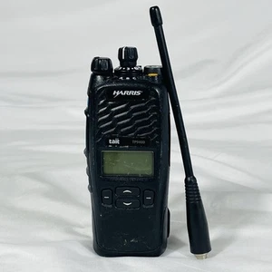 Tait TP9400 Portable UHF P25 Phase II Radio - Zdjęcie 1 z 10