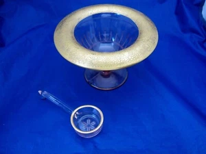 PINK DEPRESSION GLASS PEDESTAL BOWL W GOLD RIM, CUT DESIGN & GLASS DIPPER SPOON - Picture 1 of 11