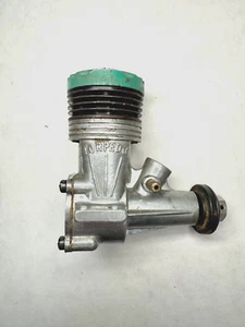 K&B Torpedo 09 Green Head Torpedo Glow Plug Model Airplane Engine - Picture 1 of 4