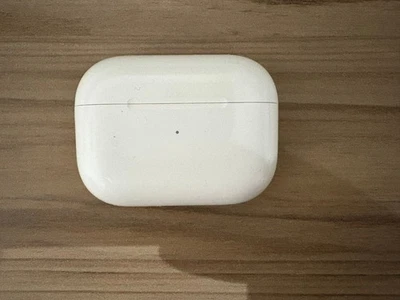 Custodia di ricarica originale Apple Airpod Pro 2a generazione A2700 porta di ricarica alleggerimento - Immagine 1 di 4