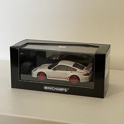 Porsche 911 GT3 RS - Minichamps - Photo 1/4