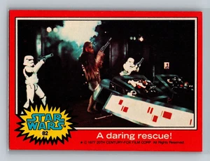 1977 Topps Star Wars #82 - The daring rescue! Chewbacca - Picture 1 of 2
